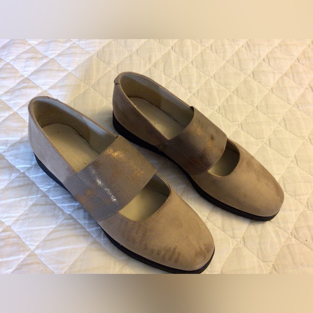 Ron White Rapisardi Lillian Beige Gold Casual Slip on Mary Jane Shoes size 39